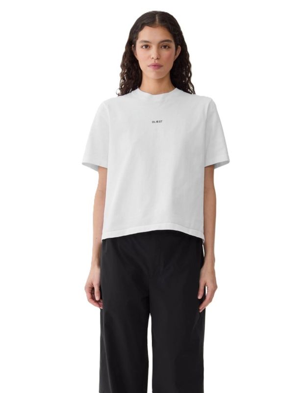 The Storms Eye Tee W White