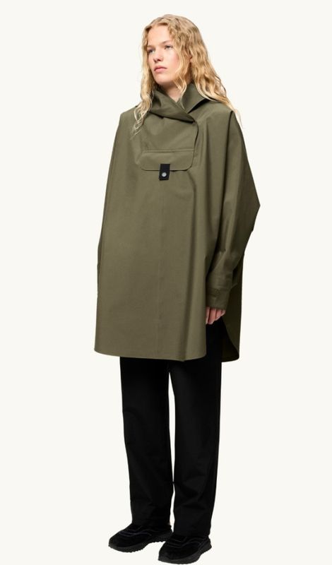 Bergen Poncho Grape Leaf